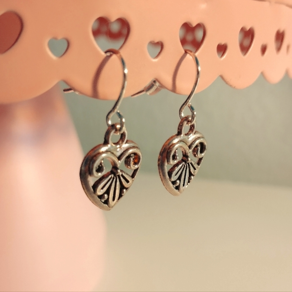 Handmade Silver Tone Fleur-de-lis Heart Dangle Earrings